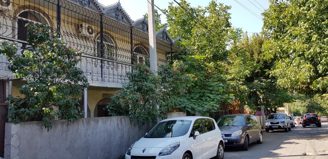La Vitalie Guest House Chişinău Extérieur photo